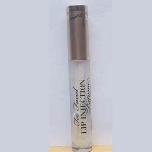 Too Faced Lip Injection Extreme